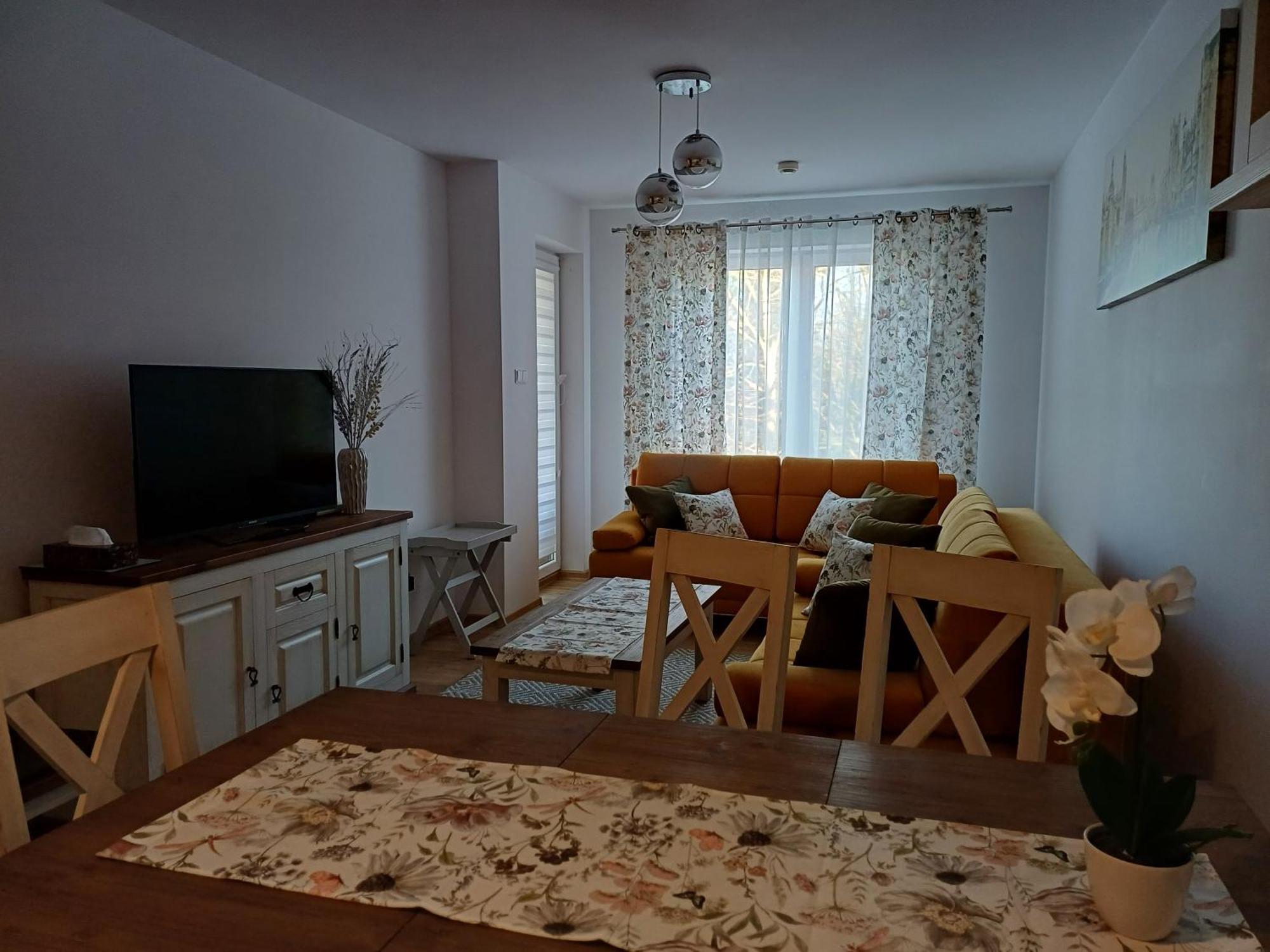 Spring & Summer Apartments Polanki Park โควอบเซก ภายนอก รูปภาพ